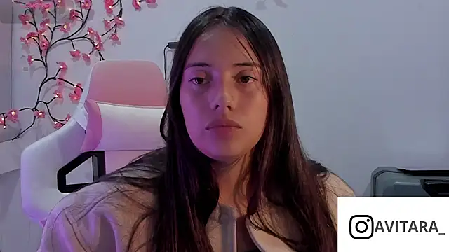 vanesita  online show from June 25, 11:39 pm