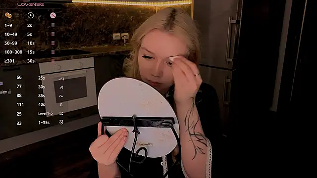 my liss online show from April 17, 5:48 pm