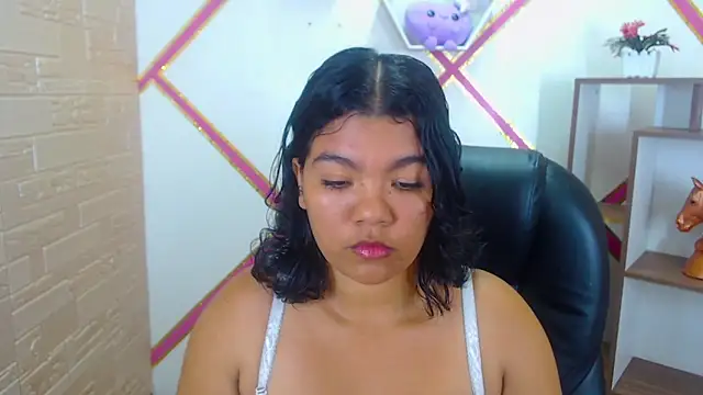 Heidy Colins online show from March 1, 1:38 am