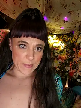 infinirose online show from April 4, 12:04 pm