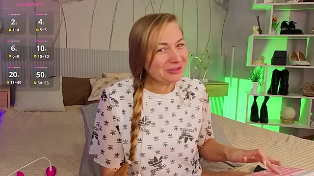 Gentle Vibes  online show from February 2, 7:02 pm