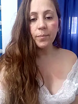 SofiEsteves online show from March 22, 3:07 pm