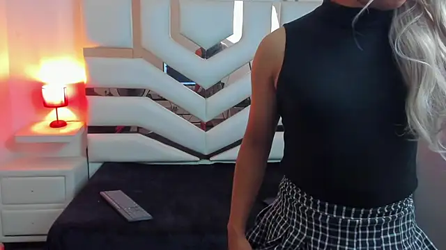 Asa Noir online show from December 18, 1:05 pm