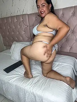 evelyn harpeery online show from February 6, 12:14 am