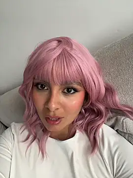 Nicollewest1 online show from March 24, 9:31 pm