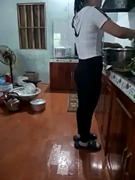 Sweet-Berryy online show from March 9, 4:37 am