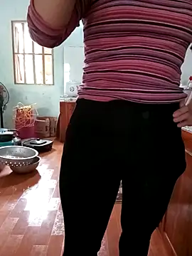 Sweet-Berryy online show from February 13, 4:47 am