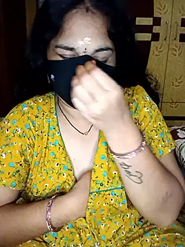 maduri   online show from April 2, 12:41 am