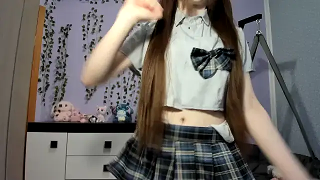 Yoonhee ki online show from March 18, 2:33 pm