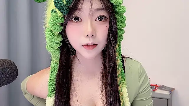 smalldaisy online show from March 21, 6:07 am