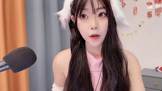 smalldaisy online show from March 1, 2:33 am