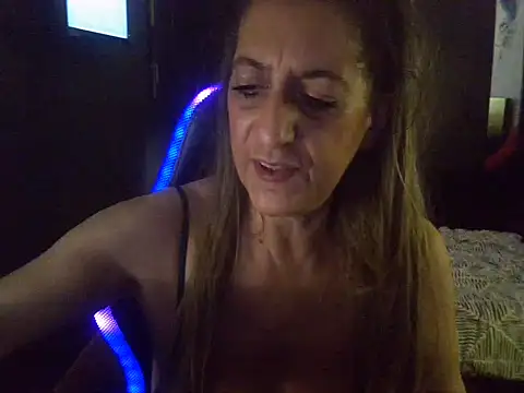 labelgecoquine online show from December 5, 8:10 pm