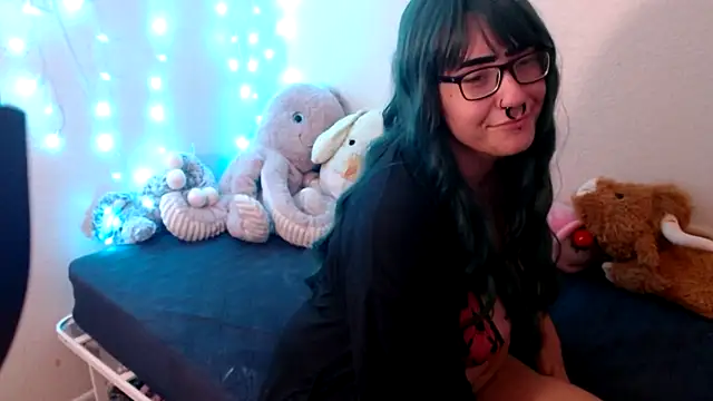 GabbyDaniella online show from April 16, 6:46 am