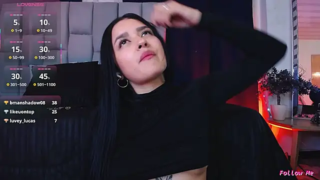 Emilyy05  online show from February 5, 7:00 am