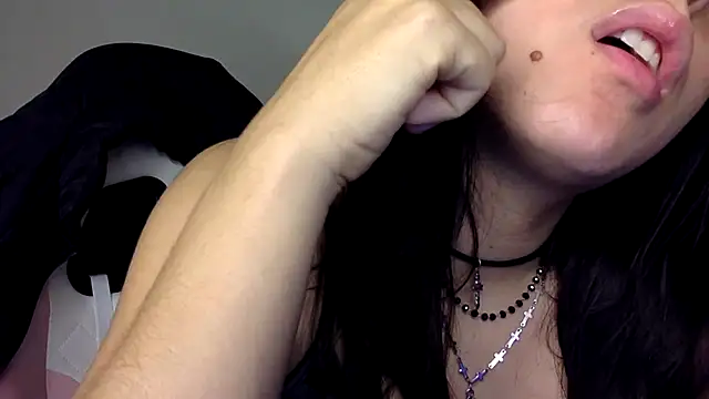 Sofii unicorn online show from July 17, 2:27 am