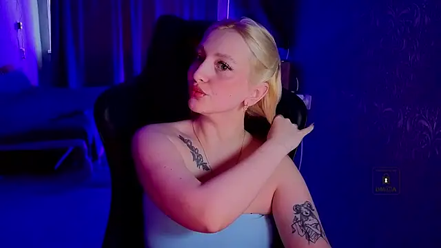 Eva Vibe  online show from April 12, 11:35 am