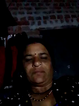 CUTE Ishpa online show from January 13, 9:19 pm