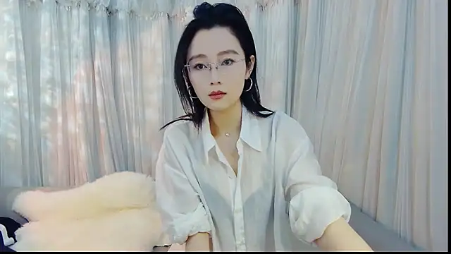 HCOCO online show from March 28, 2:38 pm