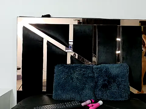 katalinasediel online show from January 8, 5:44 am