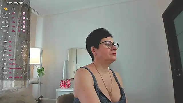 JennyMons online show from March 23, 8:31 am