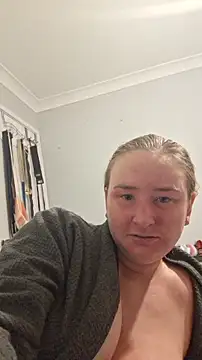 sonicslut online show from January 6, 10:57 pm