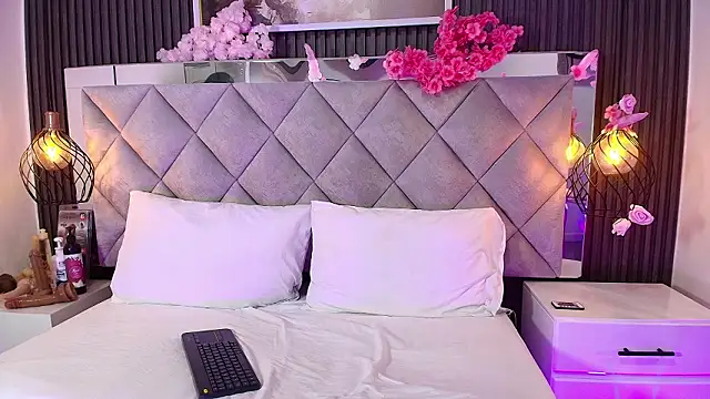 Sara Channel01 online show from February 17, 8:41 pm