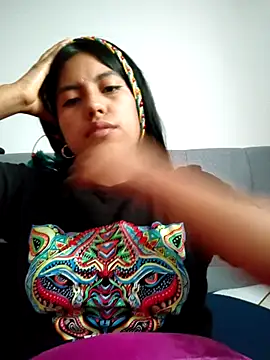 ceciavdeixfif online show from February 13, 7:37 pm