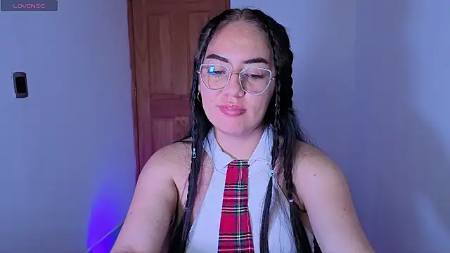 VelourNyx online show from April 4, 4:55 am