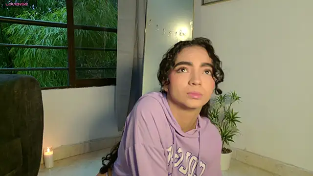 adelineevs online show from January 12, 9:53 pm