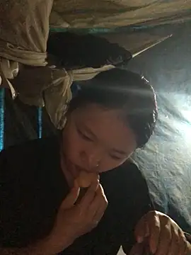 nanaa71 online show from April 21, 9:05 am