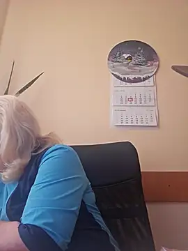 AliceStar333 online show from March 2, 5:52 am