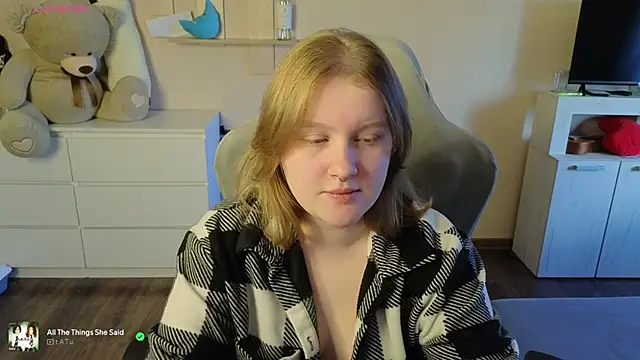 Ol1via online show from April 25, 2:47 am