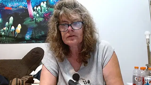 ladylavende3 online show from October 5, 7:24 am