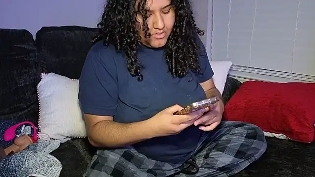 Angeliccreamyrican online show from January 8, 5:55 am