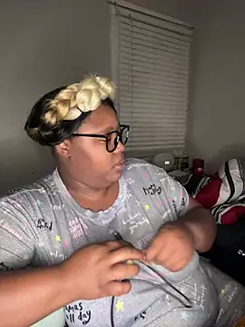 Chocolatebunnyxx96 online show from March 17, 5:44 am