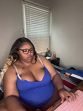 Chocolatebunnyxx96 online show from April 10, 4:46 pm