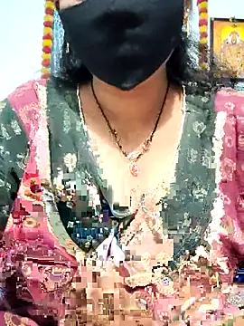 lusy79 online show from February 5, 9:01 am