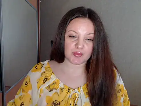 Sabrina Weaver online show from April 7, 9:33 am