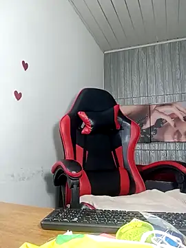 honeyluxe  online show from March 4, 4:52 am