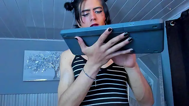 vicky fant4sy online show from April 15, 7:58 pm