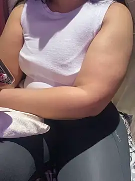 Lina Velvet  online show from March 29, 1:48 am