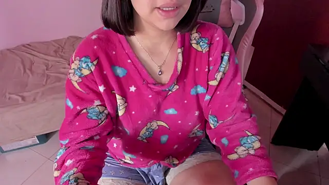 Elfi 3 online show from January 10, 1:49 pm