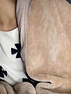 yumyum112 online show from January 13, 12:31 pm