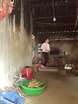 vanvan005 online show from March 13, 7:09 am