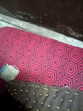 Hot hiuj online show from April 24, 4:54 pm