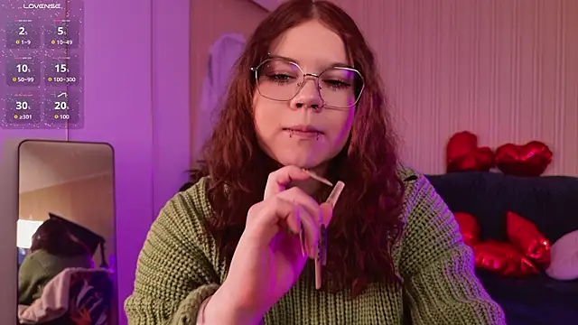 A Lot of Bunny online show from February 18, 9:41 am