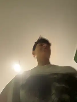 ravenryx online show from March 8, 4:00 pm