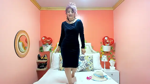 Dalila Najjar  online show from April 17, 2:52 pm