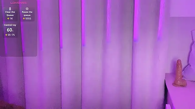 Missqiu-w online show from January 16, 11:39 am