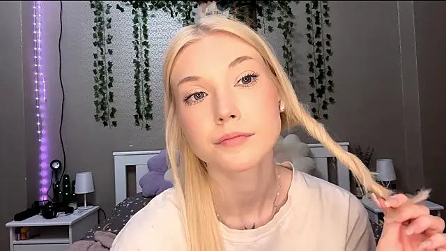 LlsabethHaze online show from January 15, 3:29 pm